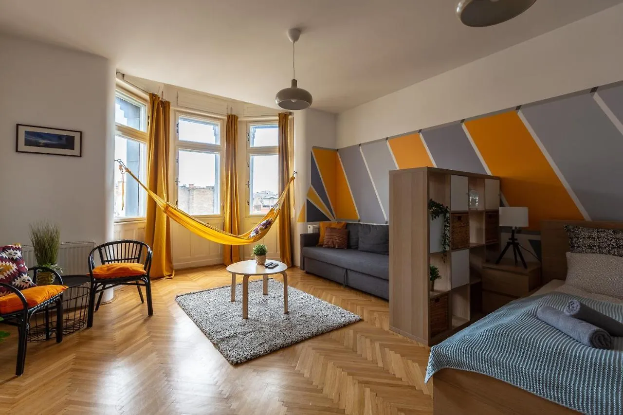 Appartamento Art Downtown Home Styled By A Local Designer Budapest Ungheria